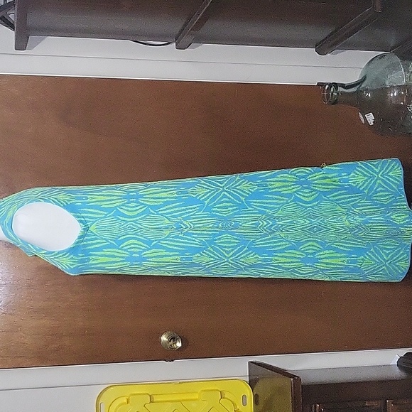 Nwot Zara Vibrant Blue and Green Patterned Strecthy Maxi Dress Womens Size Med - Picture 2 of 9
